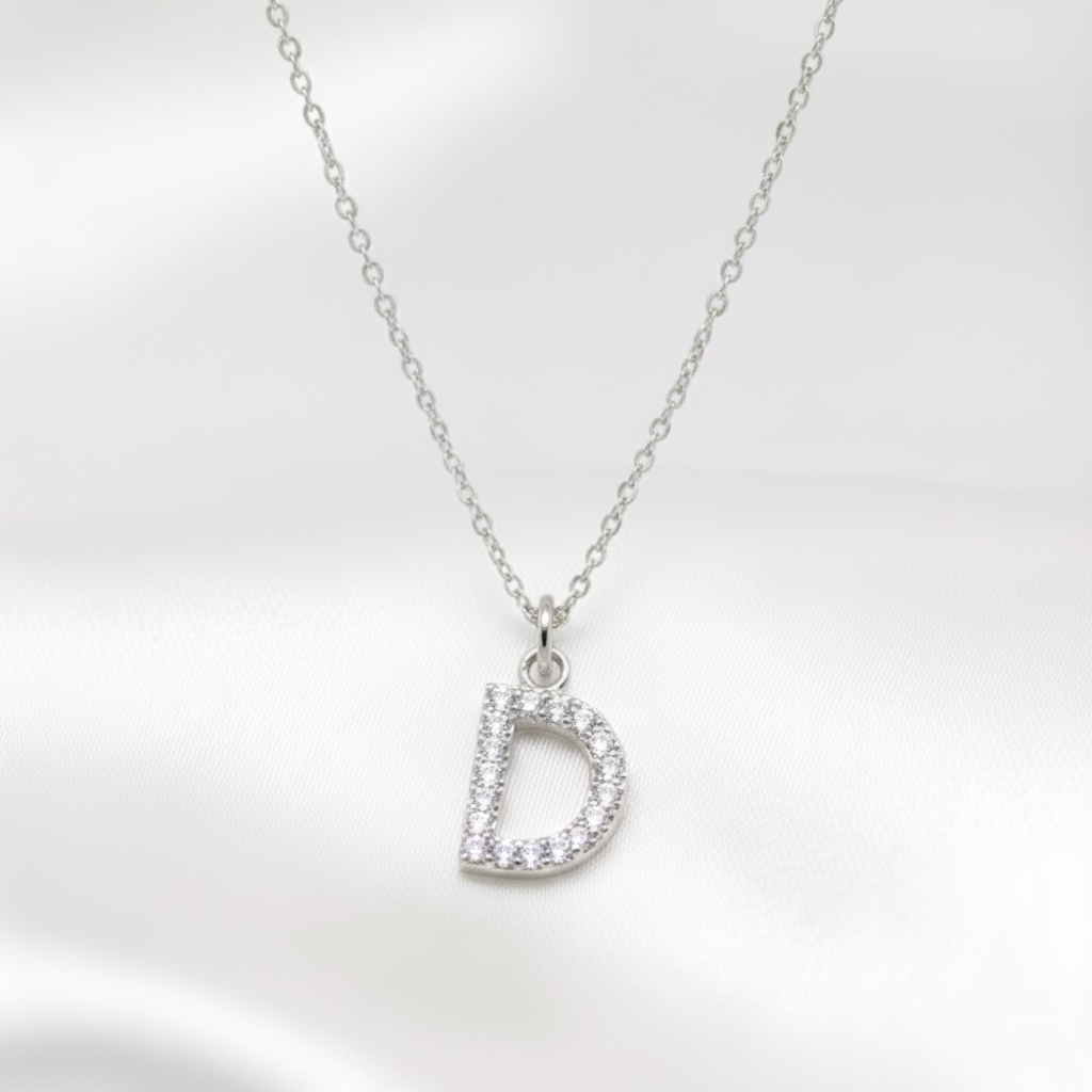 Gargantilla Letra Inicial con Circonitas en Plata de Ley 925 Bañada en Oro de 18K (38-43 cm)