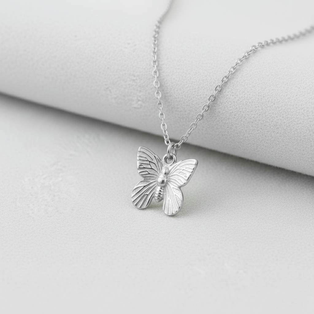 Gargantilla Mariposa 12mm en Plata de Ley 925 Bañada en Oro