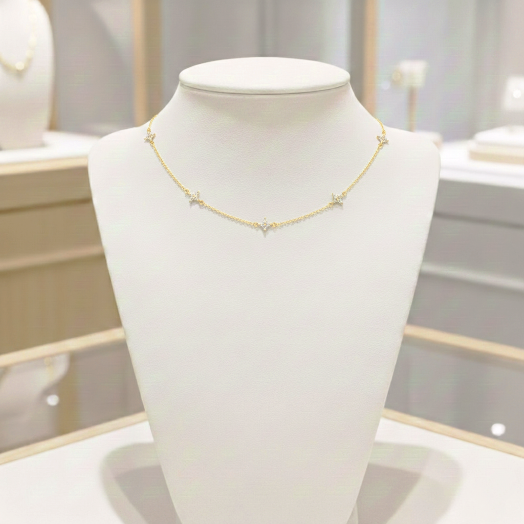 Collar Gargantilla Cadena con Estrellas de Circonitas (6mm) en Plata de Ley 925 Bañada en Oro 18K
