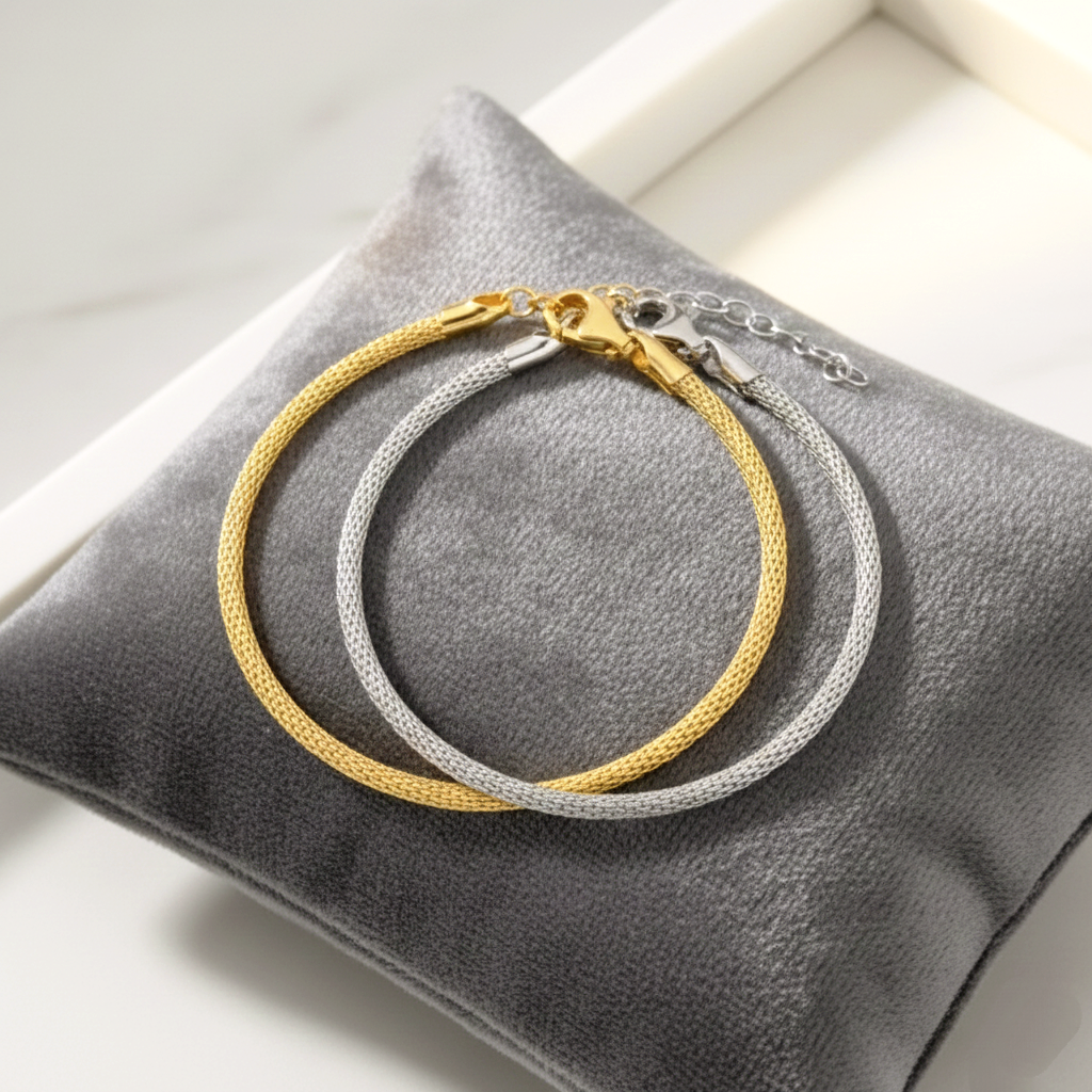 Pulsera Cordón de Malla Fina y Ajustable en Plata de Ley 925 Bañada en Oro de 18K