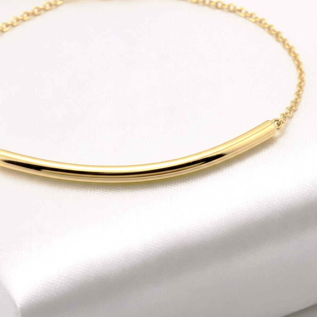Pulsera Barra o Tubo Curvo Minimalista Ajustable en Plata de Ley 925 Bañada en Oro de 18K