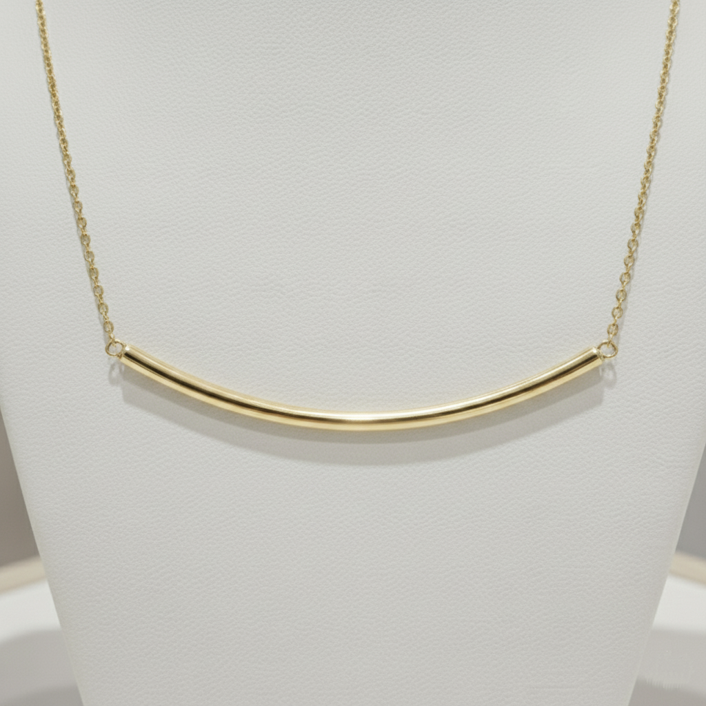 Gargantilla Barra Curva Fina en Plata de Ley 925 Bañada en Oro de 18K