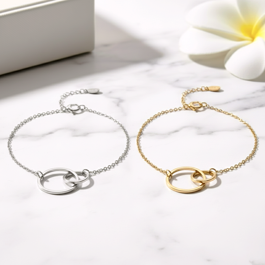 Pulsera Doble Aro Entrelazado en Plata de Ley 925 Bañada en Oro de 18K