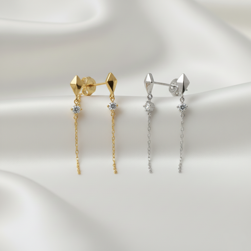 Pendientes de Cadena con Rombo y Circonita en Plata de Ley 925 Bañada en Oro 18K