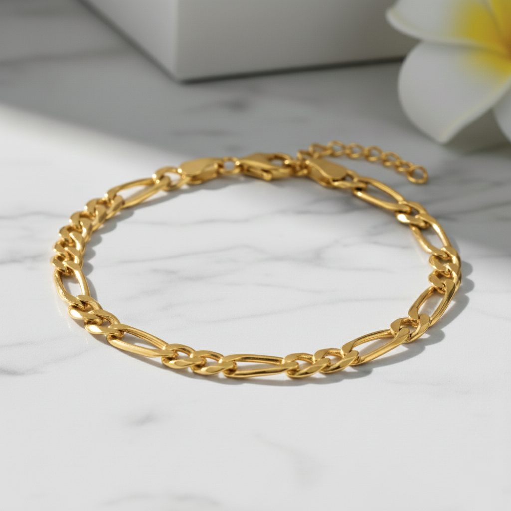 Pulsera Figaro de 3,7mm en Plata de Ley 925 Bañada en Oro 18K