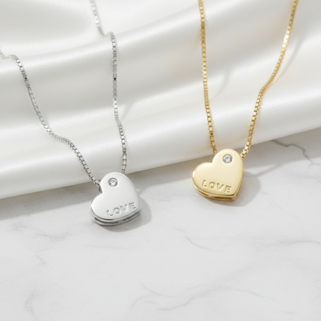 Gargantilla Corazón "Love" con Circonita en Plata de Ley 925 Bañada en Oro 18K